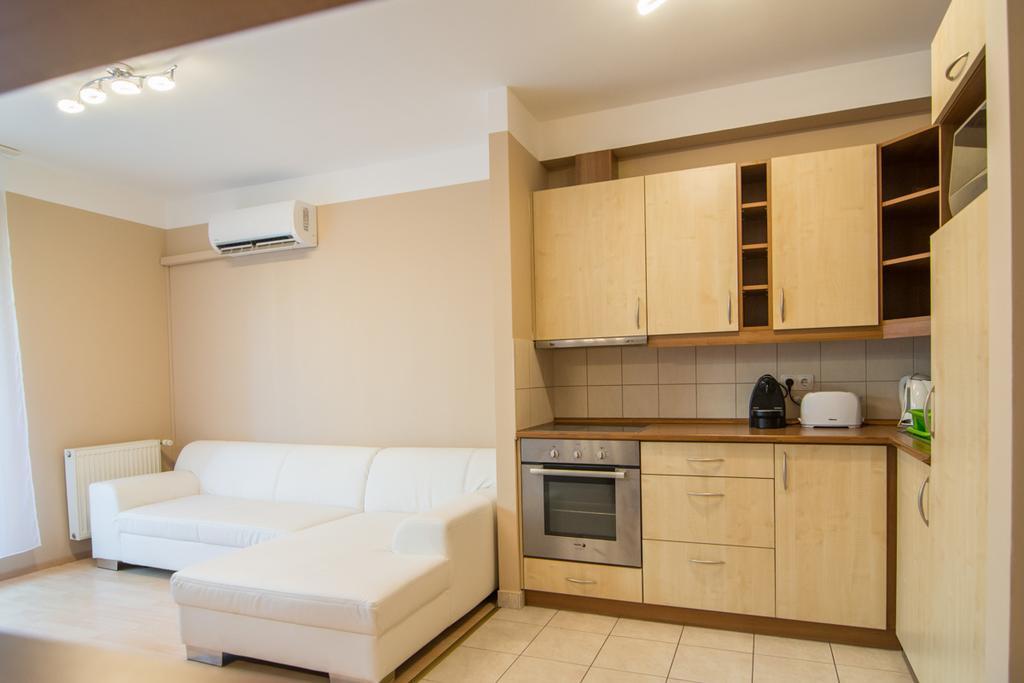 Center Haz Apartman Budapest Bagian luar foto