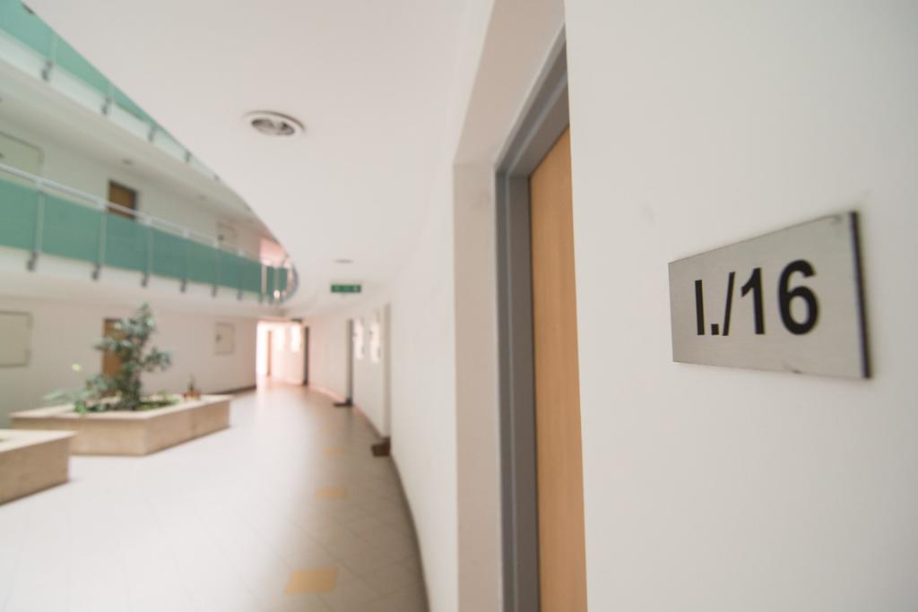 Center Haz Apartman Budapest Bagian luar foto
